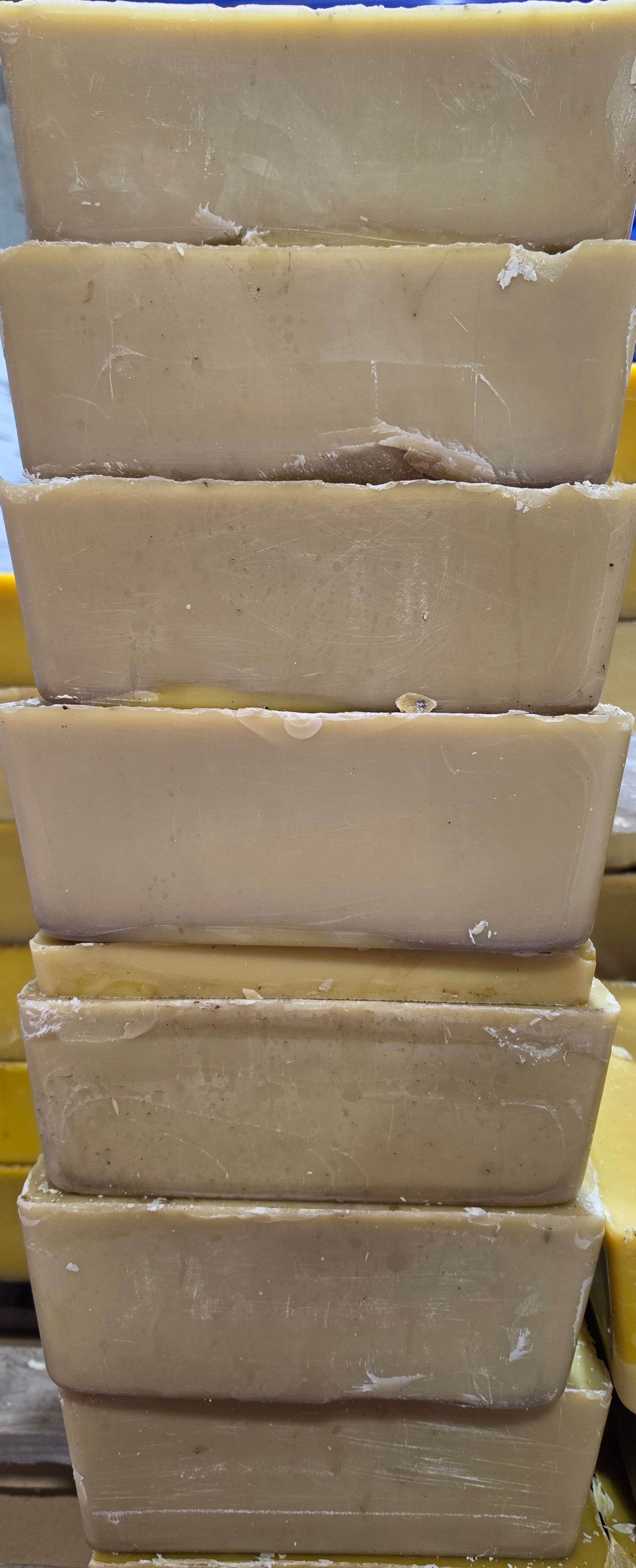 Pure Australian Beeswax DARK 10kg blocks