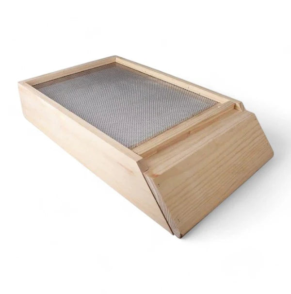 Premium Raised Screened Bottom Board with PVC Tray - 8 Frame