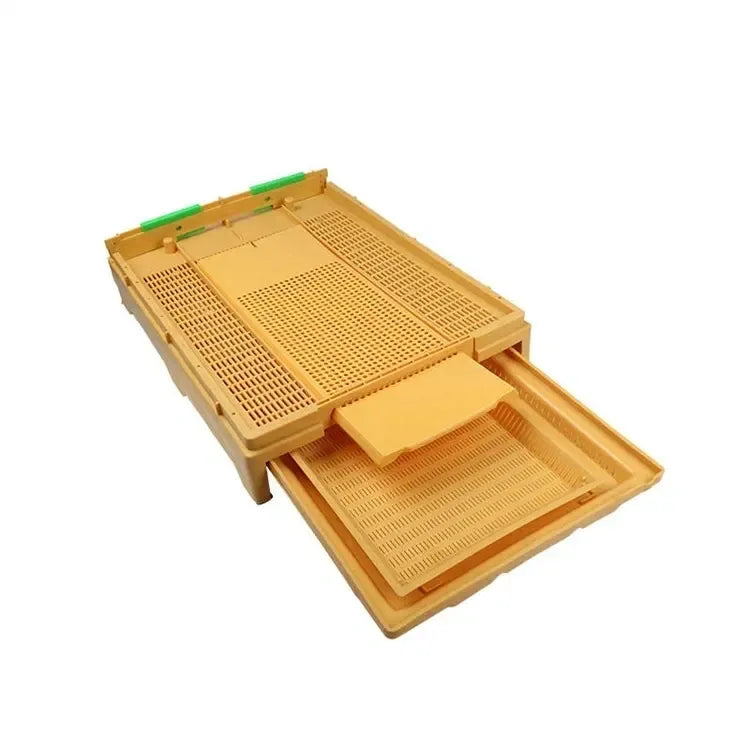 Plastic Bottom Board with Pollen Trap - Discounted